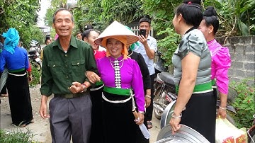 Đám cưới người Thái tây bắc sống với nhau hơn 40 năm mới tổ chức đám cưới 
