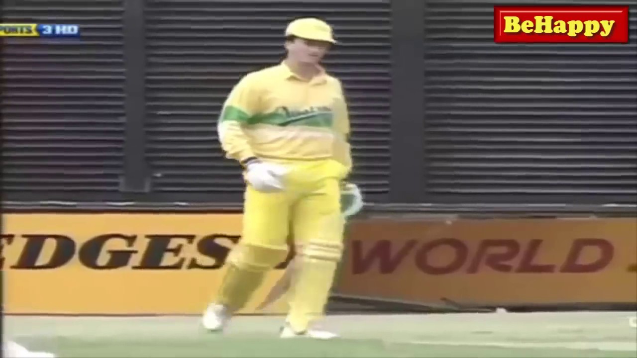Top 10 Funniest moments in cricket history Ever - YouTube