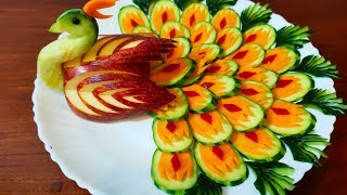 Art decorates peacocks from vegetables, fruits.