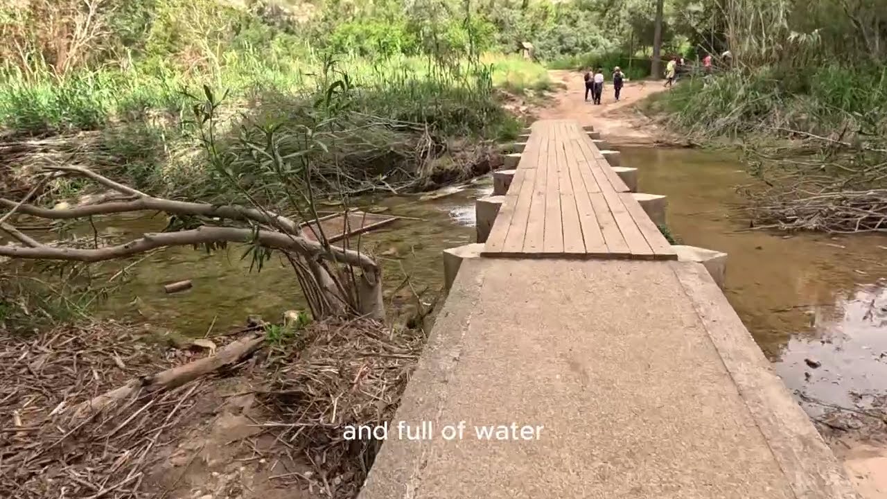 One day plan close to Valencia - Chulilla : Charco Azul & Medieval Castle Hike (Breathtaking Views!)