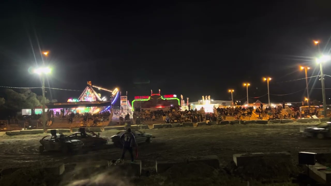 West Niagara Fair 2025 Figure 8 Feature