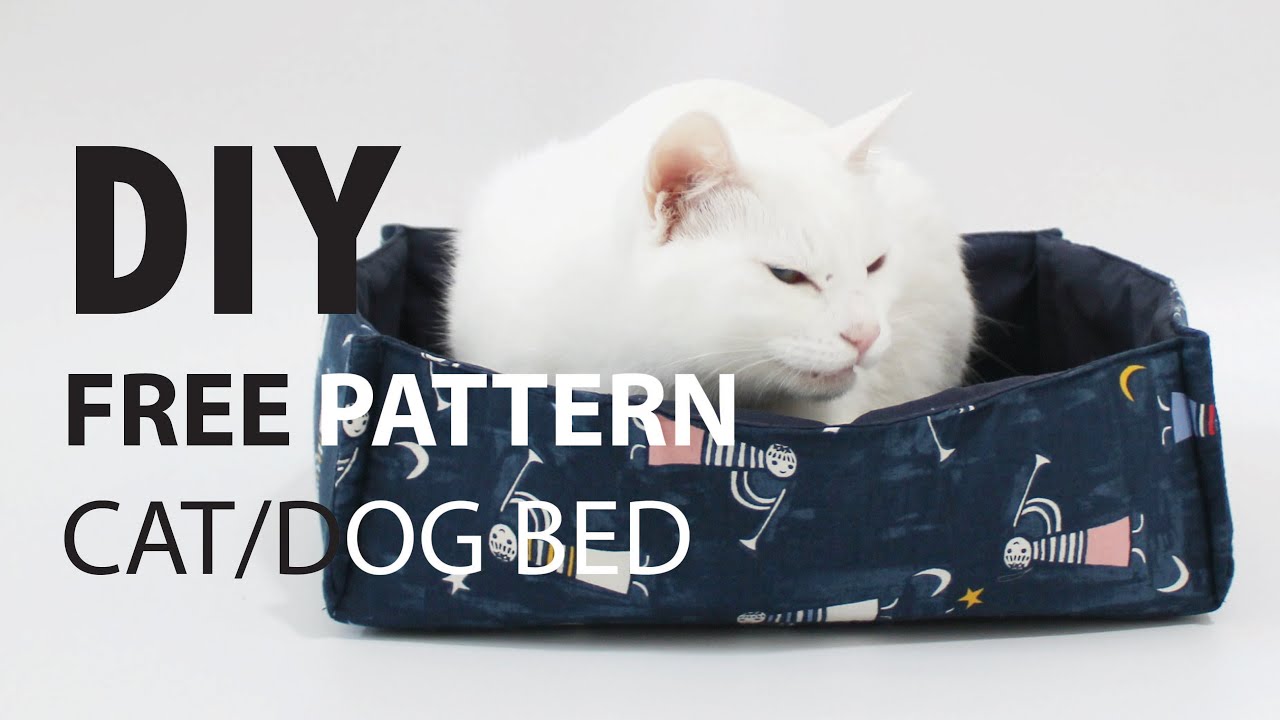 DIY cat bed from old jacket  Diy cat bed, Cat bed, Cat diy