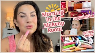 MORNING IN THE MAKEUP ROOM: Minimal & liking it? Fall Palette Station & More screenshot 4