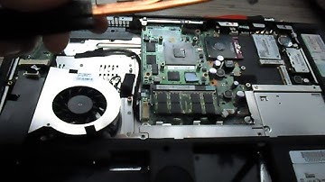 Fujitsu Siemens Amilo Xi2528 disassembly and cleaning
