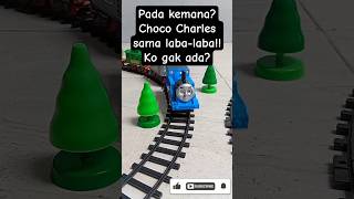 Mainan Choco Charles kereta api mencari Choco Charles laba laba..