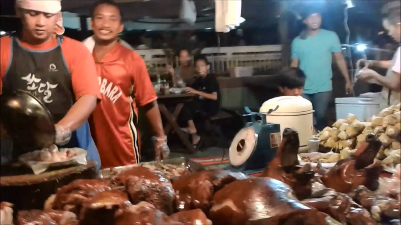 Iligan City Night Market & Plaza: Mindanao, Philippines