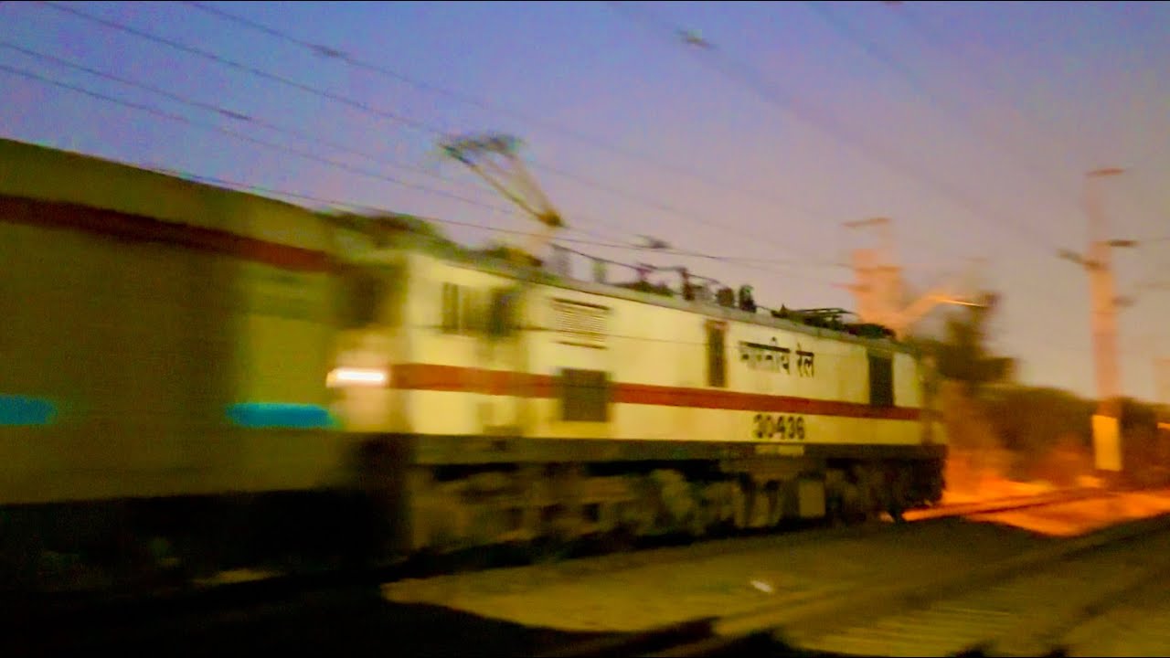 22816 ERNAKULAM BILASPUR SUPERFAST EXPRESS || INDIAN RAILWAYS - YouTube