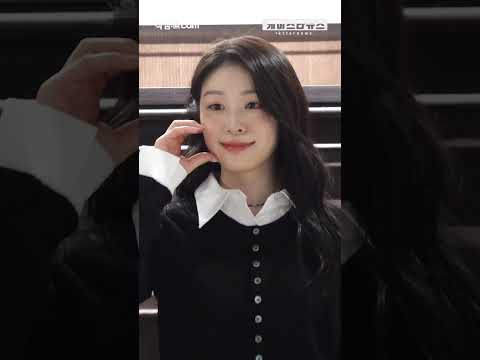 [K직캠] 김연아, 핫팬츠에 신발 묶는 포즈 요청에 재치 넘치는 대응 &amp;#39;포토제닉&amp;#39;