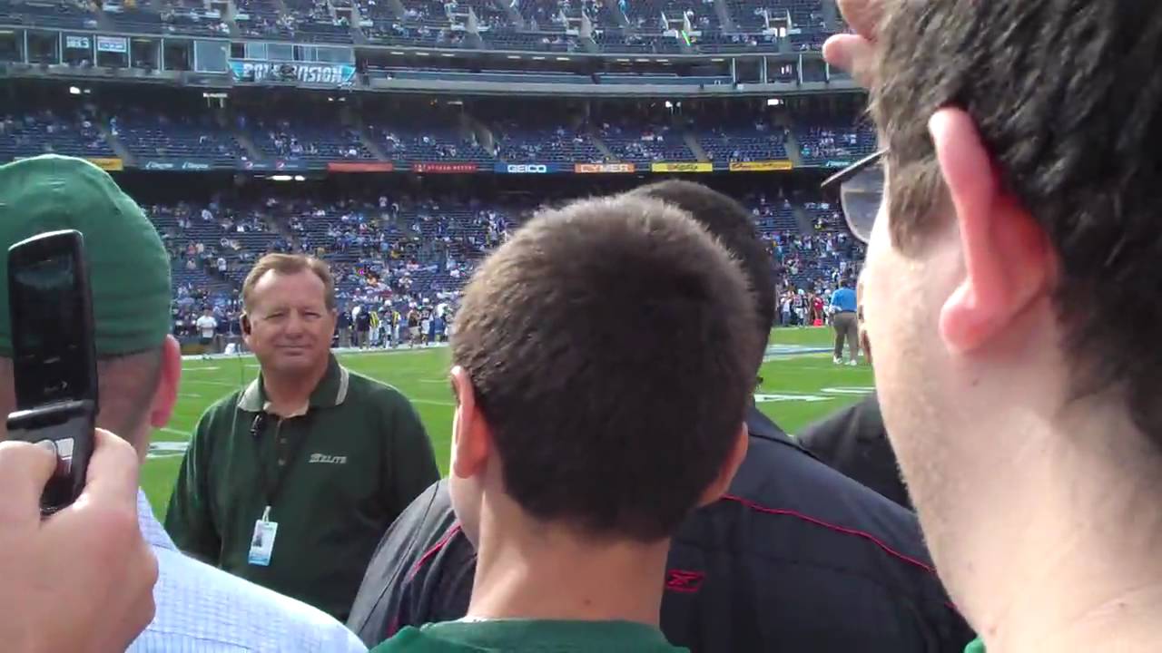 Adam Sandler and Kevin James at the Jet Charger Game