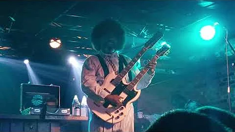 Afroman - Crazy Rap(Colt 45 & 2 Zig Zags) live part 2