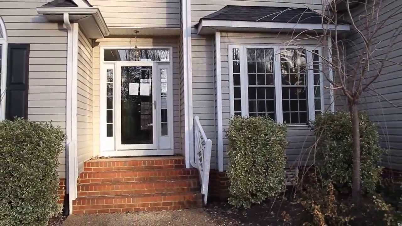 Bright and Open Floorplan FIRST Floor Master Priced BELOW Assessment