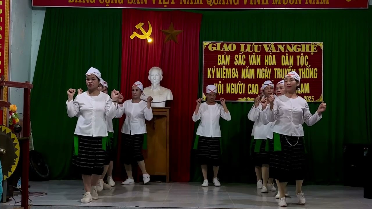 Đêm giao lưu văn nghệ-Hát Dạ Ơì-bảo Tồn văn hoá dân tộc thổ