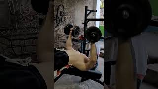 Press con mancuernas en banco declinado