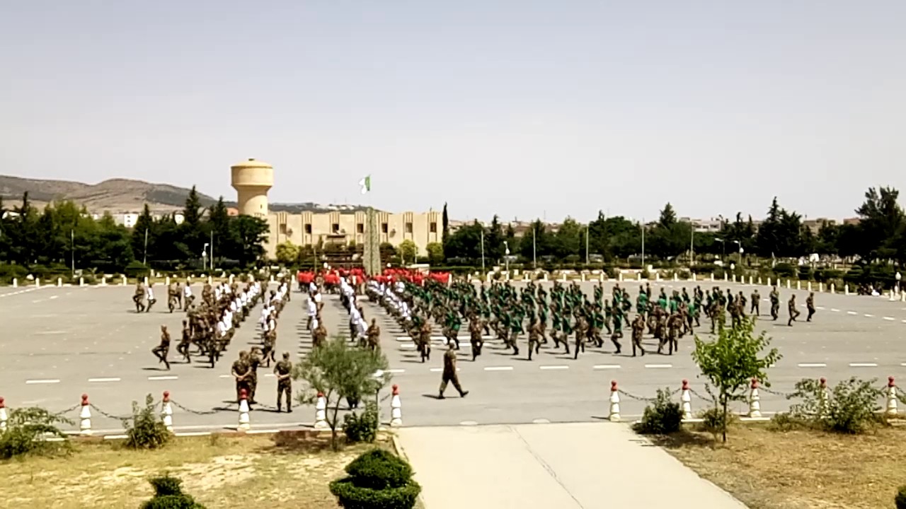 حفل تخرج مدرسة تكوين ضباط الصف حصروري العايش في خنشلة 3 جويلية 2017..... 2