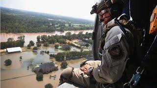 US - Volunteers help rescue survivors from Harvey floodwaters
