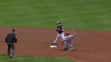 STL@MIL: Brewers turn double play to escape a jam