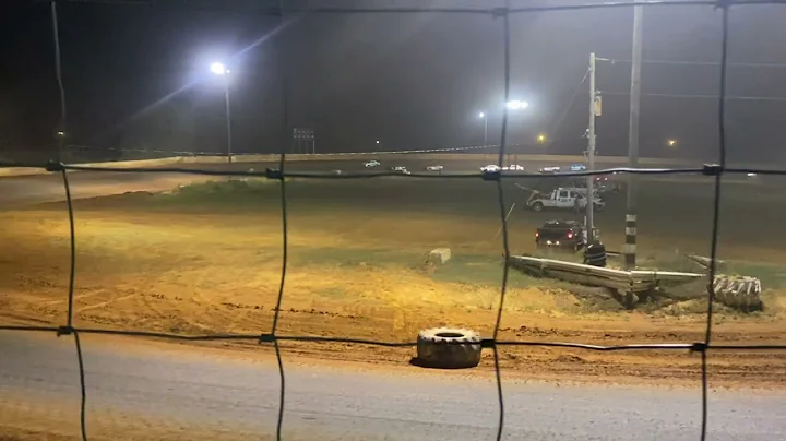 Dewayne hicks factory stock moulton speedway