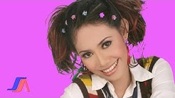 Lolita - Jangan Ganggu Pacarku (Official Music Video)  - Durasi: 3:43. 