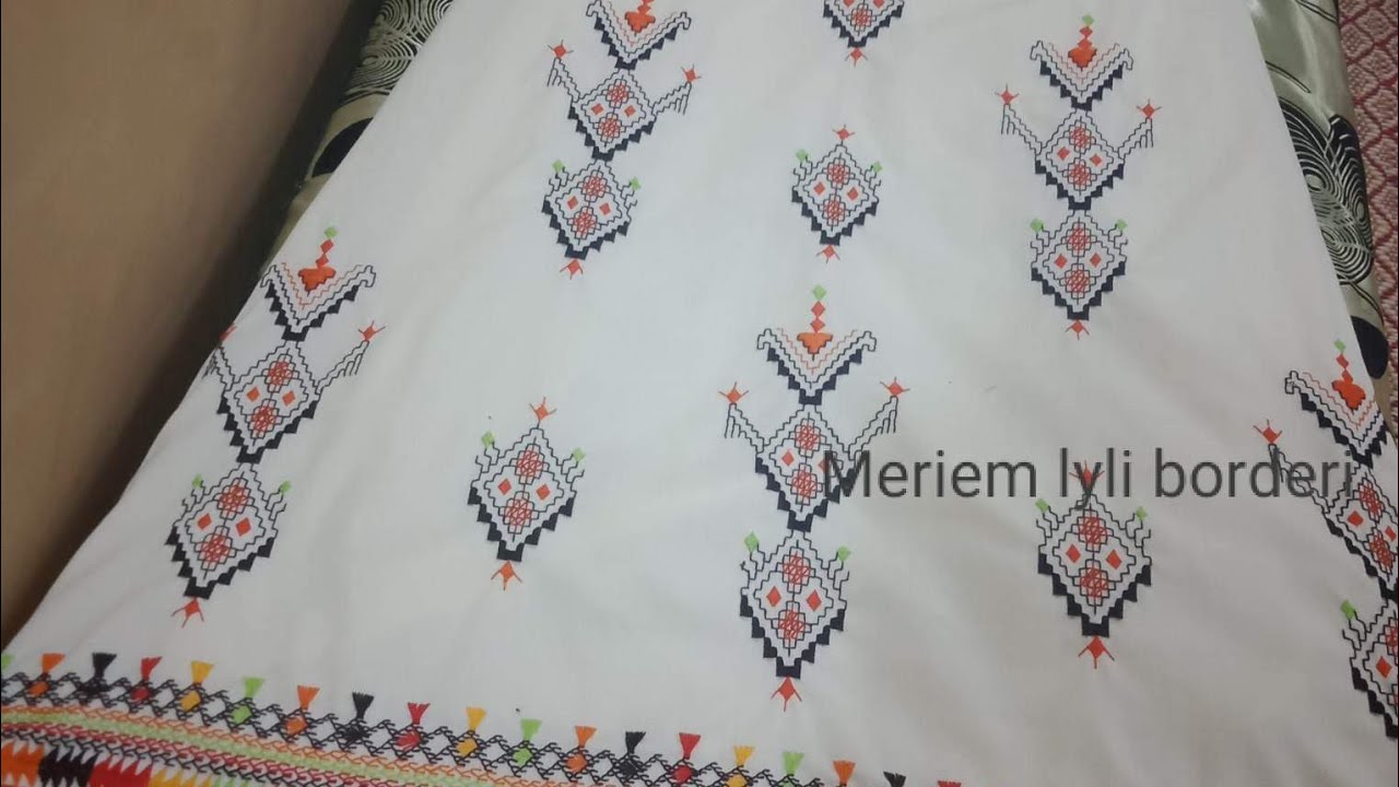 la suite de motif bèrbere(meriem lyli