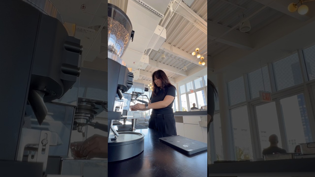 Come to lunch with me at work 🤭 