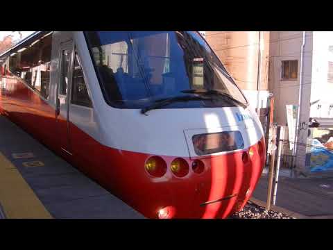 伊豆急2100系R5編成（更新前）三鷹駅発車