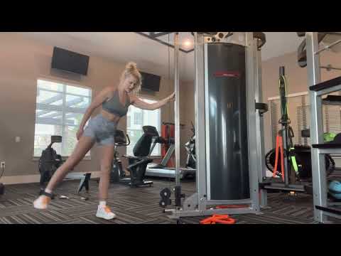 GLUTE MEDIUS KICKBACK
