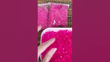 Сколько бусин нужно на маленькую сумку из бусин #сумкаизбусин #beadedbag
