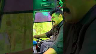 Kuzhappam Ella Naaan Poosaa