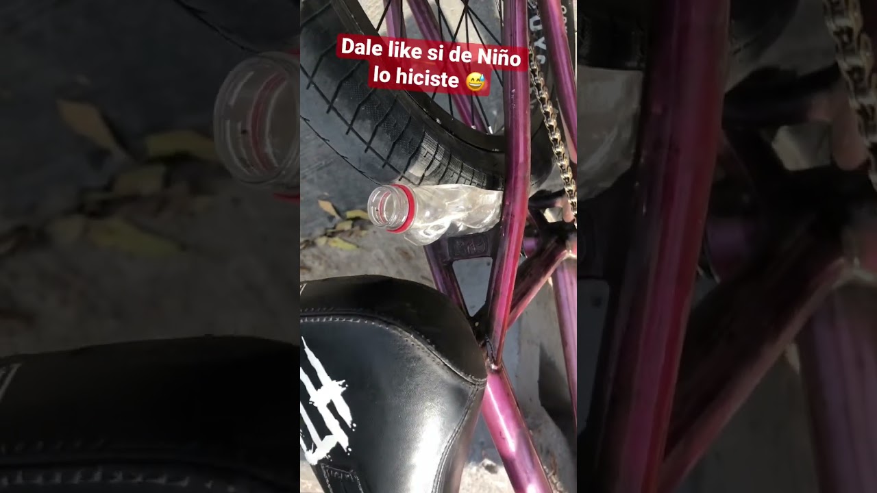 Botella en la llanta para que suene como carro! 