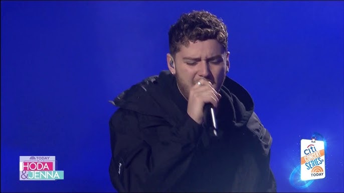 Bazzi - Paradise LIVE  MTV Movie & TV Awards 2019 