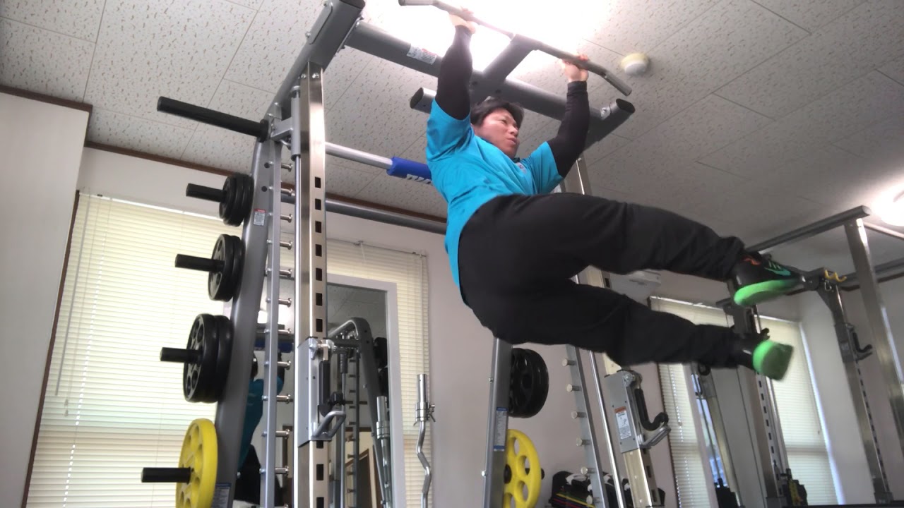 脇腹を引き締めるハンギングレッグレイズです 夏までに引き締まった腹筋を Youtube 脇腹を引き締めるハンギングレッグレイズです 夏までに引き締まった腹筋を Youtube