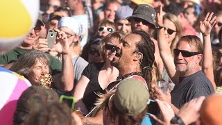 Video thumbnail of "Michael Franti & Spearhead - "Sound of Sunshine" - Mountain Jam 2015"