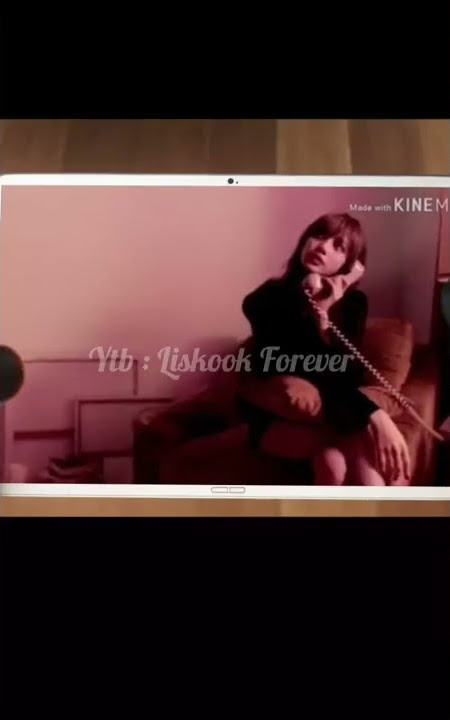 Watching me 🤭 #liskook #lizkook