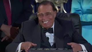 Minister Louis Farrakhan Given GOLD By The Believers For His 90th Birth Anniversary