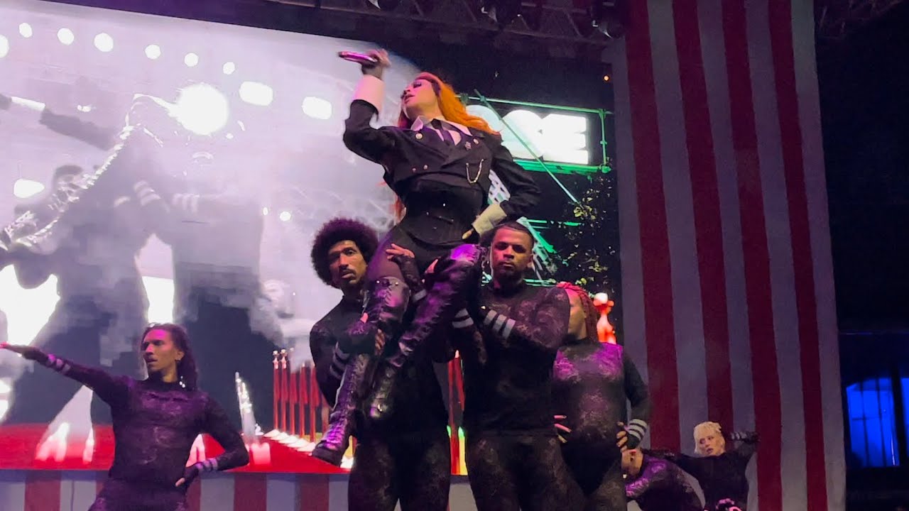 Pabllo Vittar - Flash Pose (Ao Vivo Brasília) 4K Halloweeknd 29/10/2023