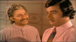 Son Introduced Dr.rajkumar As Woker Emotional Scene Clic Scenes Of Kannada Movies