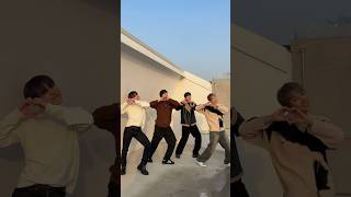 요즘 따라 내꺼인 듯 〰️💚#OMEGA_X #오메가엑스 #JAEHAN #재한 #HWICHAN #휘찬 #SEBIN #세빈 #YECHAN #예찬 #shorts