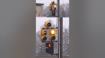 Doghouse Incandescent Left Turn Arrow Traffic Lights