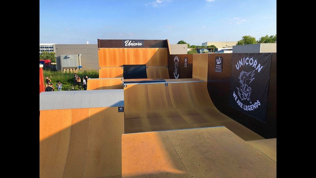 ON A ROULÉ LE PARK UNICORN !