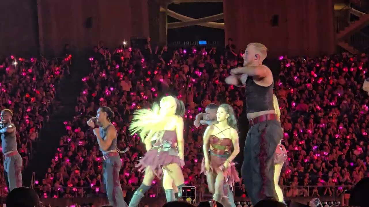 2025/10/19 Blackpink - Ddu-Du Ddu-Du    Blackpink World 《Deadline》Live In Kaohsiung