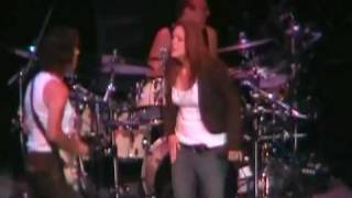 Going Down : Jeff Beck featuring Beth Hart chords