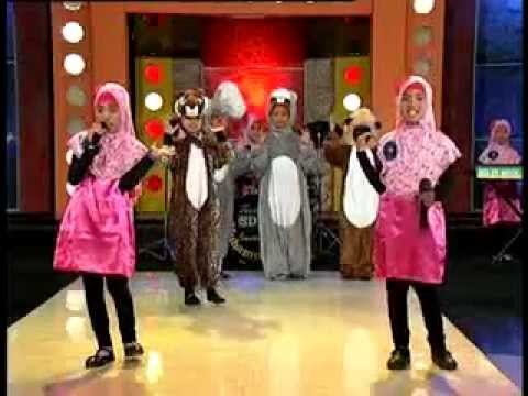 Lagu Anak Bermain dalam lingkaran Musik Band SD IT Muhammadiyah Bandongan Cantik Cerdas Ceria