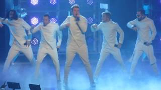 Backstreet Boys Vegas 3-4-2017 -  Larger Than Life Resimi