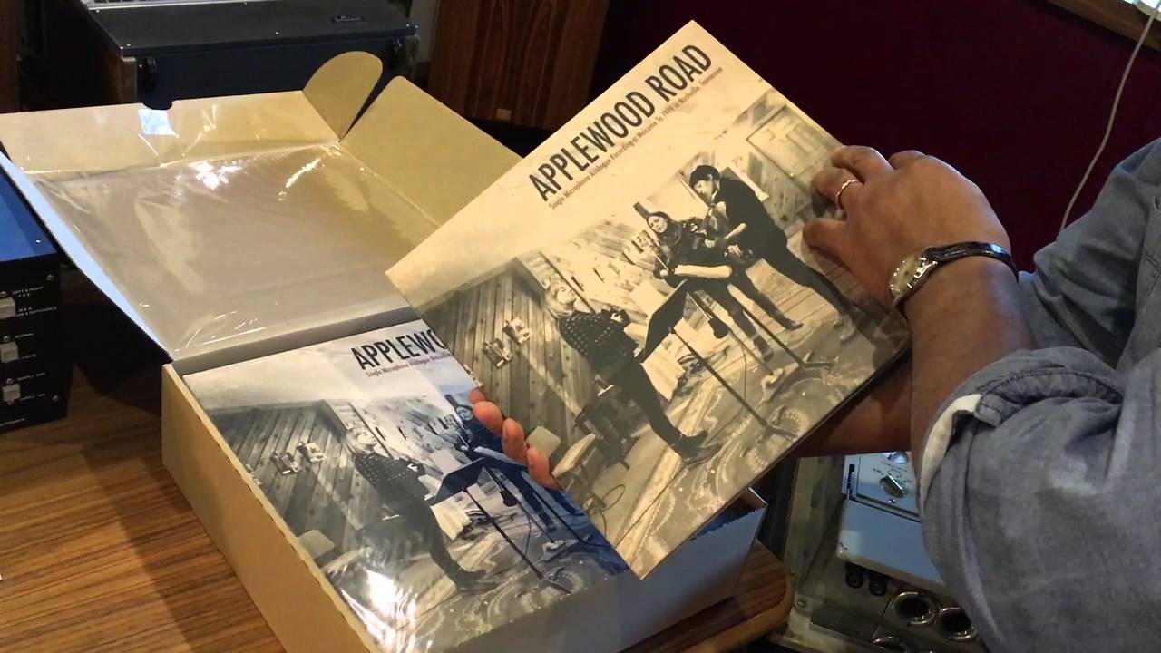 Applewood Road - ASMR Unboxing