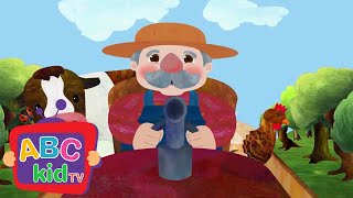Old MacDonald Had a Farm 🐄🐓🐖 | Animal Sounds & Song | ABC Kid TV Nursery Rhymes & Kids Songs