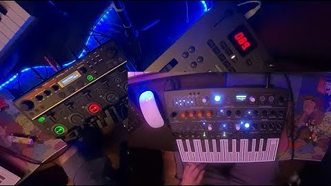 12/26 (Arturia MicroFreak+Boss RC-505 jam)#arturia #bossrc505 #loop #loopmusic