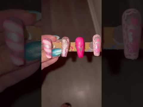 فن الأظافر على شكل قلب وردي ودانتيل فن الأظافر أظافر قلوب دانتيل أظافر وردية فيديو قصير في