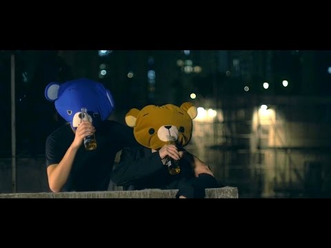 《青蔥》-《現代香港故事》《老母你好野》主題曲 MV