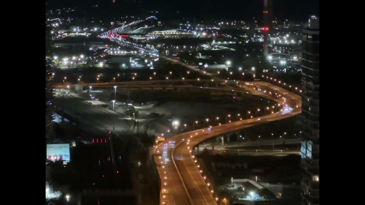 Raw beat - Toronto night visuals