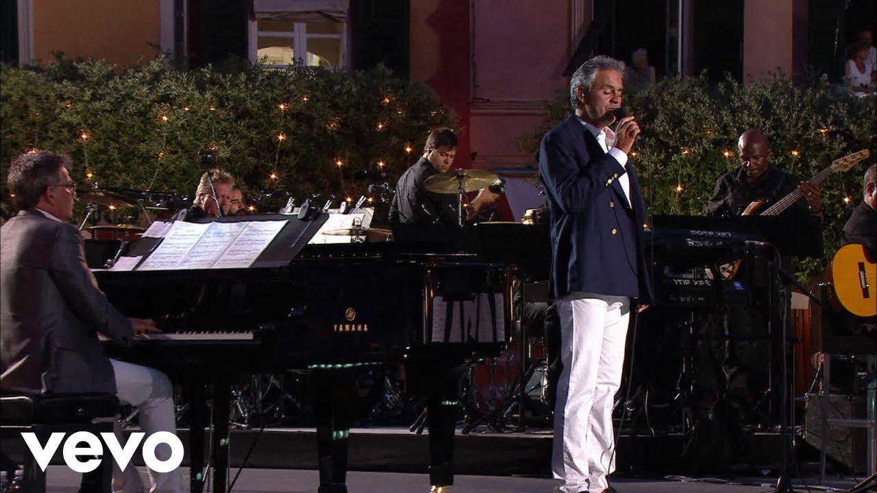 Andrea Bocelli - A Mano A Mano (Live From Portrofino / 2012) Andrea Bocelli - A Mano A Mano (Live From Portrofino / 2012)